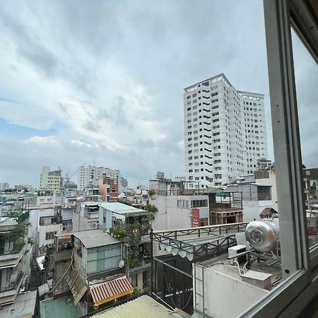 Meru Ho Chi Minh City Exterior photo
