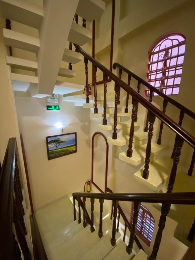 Meru Ho Chi Minh City Exterior photo
